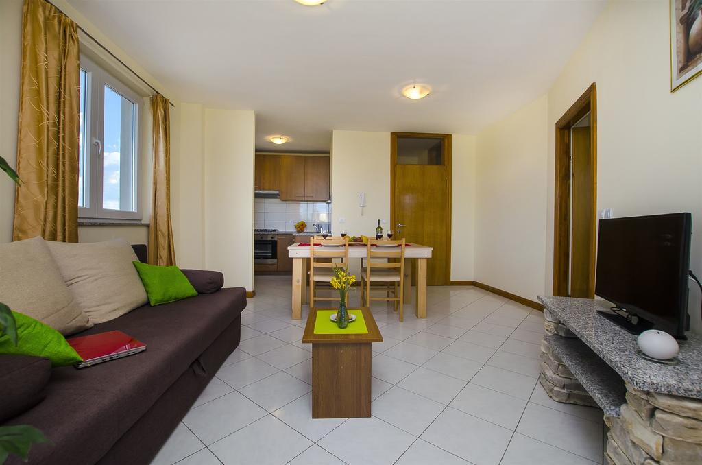 Apartments Glavan Privlaka  Rum bild